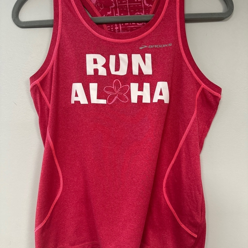 Brooks pink & white ‘run aloha’ running tank top, razor back, activewear medium